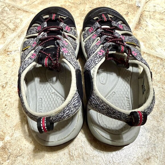 Keen Newport H2 Waterproof Womens 7.5 Sport Sandals Gray Black Pink Sanitized - Picture 6 of 10